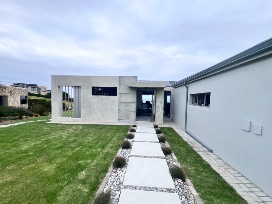 4 Bedroom Property for Sale in Oubaai Western Cape